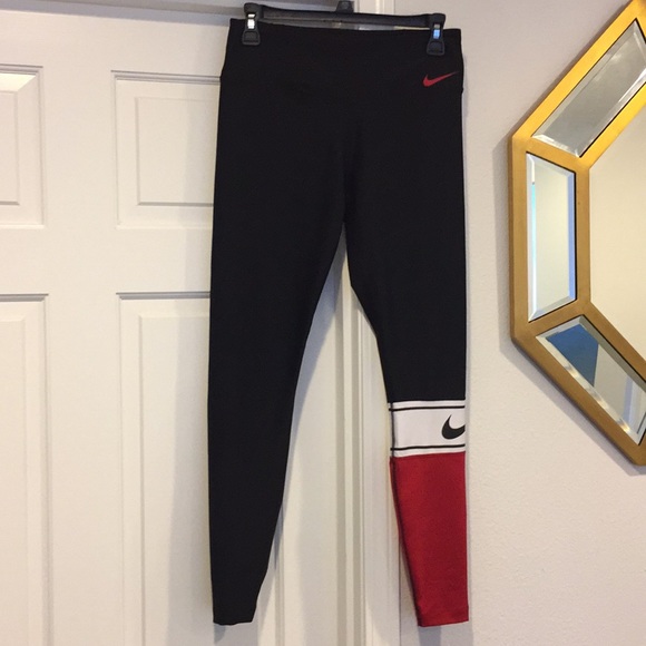 Nike Pants - Nike Power Legend swoosh logo leggings